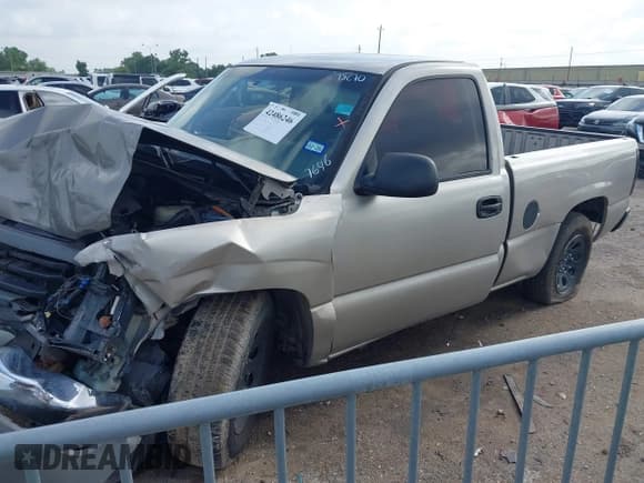 ✅ 2006 GMC Sierra 1500 Work Truck • VIN: 3GTEC14V06G207646 • Lot: 42486246. Listed on IAAI with Not provided. Free auction sales archive from the USA and detailed vehicle history report at DreamBid. Image 2.