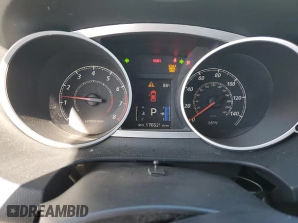 ✅ 2012 Mitsubishi Outlander SE • VIN: JA4AS3AW7CU013547 • Lot: 67078305. Wystawiony na Copart z przebiegiem 176 621 mil. Bezpłatny archiwum sprzedaży aukcyjnych z USA i szczegółowy raport historii pojazdu na DreamBid. Zdjęcie 9.