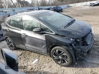 ✅ 2023 Chevrolet Bolt EV 2LT • VIN: 1G1FX6S06P4163446 • Lot: 43030875. Wystawiony na Copart z przebiegiem 12 625 mil. Bezpłatny archiwum sprzedaży aukcyjnych z USA i szczegółowy raport historii pojazdu na DreamBid. Zdjęcie 4.