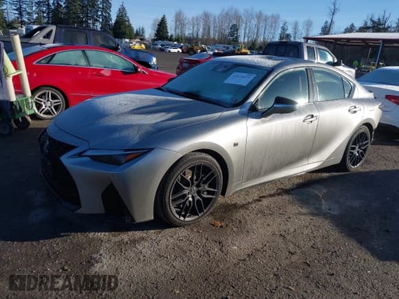 ✅ 2023 Lexus IS 500 F Sport Performance • VIN: JTHAP1D28P5003497 • Lot: 41676075. Wystawiony na IAAI z przebiegiem 13 084 mil. Bezpłatny archiwum sprzedaży aukcyjnych z USA i szczegółowy raport historii pojazdu na DreamBid. Zdjęcie 2.