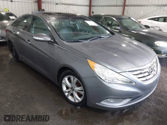 2013 Hyundai Sonata SE with VIN 5NPEC4ACXDH678597, listed as a IAAI auction lot 42026426 with 94,671 mi miles and . Bid and sale history available at DreamBid. Image 1.