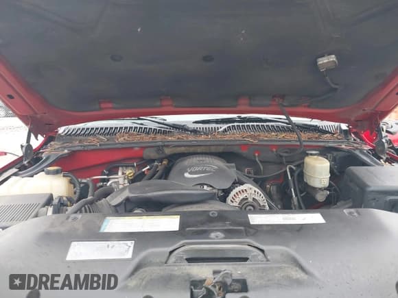 ✅ 2001 Chevrolet Suburban LT • VIN: 3GNGK26U81G135780 • Lot: 42573237. Listed on IAAI with 232,776 mi. Free auction sales archive from the USA and detailed vehicle history report at DreamBid. Image 10.