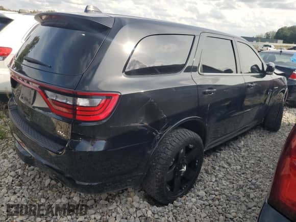 2022 Dodge Durango R/T with VIN 1C4SDJCT8NC213745, listed as a Copart auction lot 70674695 with 28,333 mi miles and Salvage title. Bid and sale history available at DreamBid. Image 3.