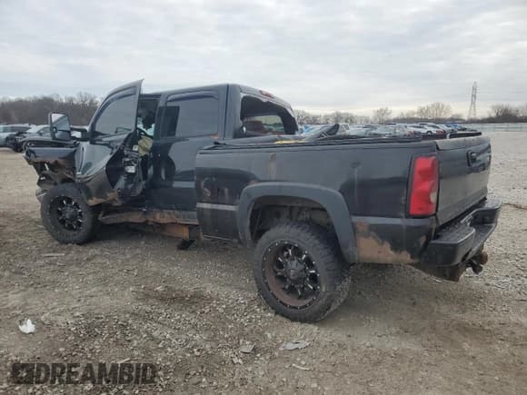 ✅ 2004 Chevrolet Silverado 2500HD LS • VIN: 1GCHK23184F168503 • Lot: 82172554. Wystawiony na Copart z przebiegiem Nie podano. Bezpłatny archiwum sprzedaży aukcyjnych z USA i szczegółowy raport historii pojazdu na DreamBid. Zdjęcie 2.
