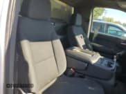 ✅ 2019 Chevrolet Silverado 1500 Work Truck • VIN: 3GCNWAEH3KG288409 • Lot: 81634655. Wystawiony na Copart z przebiegiem 125 496 mil. Bezpłatny archiwum sprzedaży aukcyjnych z USA i szczegółowy raport historii pojazdu na DreamBid. Zdjęcie 10.