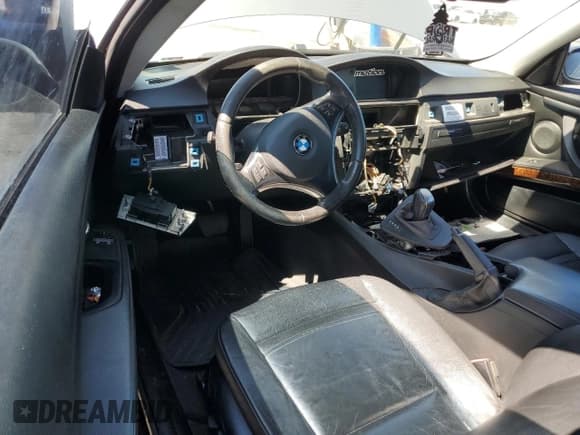 ✅ 2007 BMW 3 Series 328xi • VIN: WBAWV53567P077115 • Лот: 50252685. Опубликован ранее на Copart с пробегом Не указан. Бесплатный доступ к архиву аукционных продаж из США и подробный отчёт об истории автомобиля на DreamBid. Изображение 8.