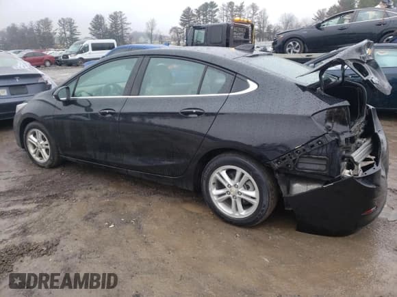 ✅ 2018 Chevrolet Cruze LT • VIN: 1G1BE5SM1J7138185 • Лот: 73314902. Опубликован ранее на Copart с пробегом 59 091 миль. Бесплатный доступ к архиву аукционных продаж из США и подробный отчёт об истории автомобиля на DreamBid. Изображение 2.