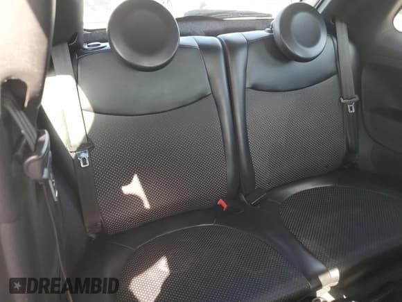 ✅ 2017 FIAT 500e • VIN: 3C3CFFGE3HT609232 • Lot: 69082054. Listed on Copart with 66,278 mi. Free auction sales archive from the USA and detailed vehicle history report at DreamBid. Image 11.