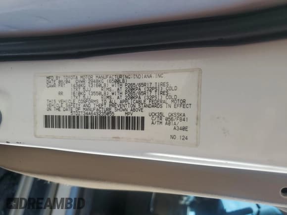 ✅ 2004 Toyota Sequoia SR5 • VIN: 5TDZT34A64S235055 • Лот: 85776985. Опубликован ранее на Copart с пробегом 291 042 миль. Бесплатный доступ к архиву аукционных продаж из США и подробный отчёт об истории автомобиля на DreamBid. Изображение 13.