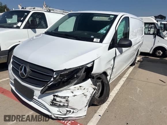 ✅ 2023 Mercedes-Benz Metris Cargo • VIN: W1YV0BEYXP4360648 • Lot: 43205990. Wystawiony na IAAI z przebiegiem 21 101 mil. Bezpłatny archiwum sprzedaży aukcyjnych z USA i szczegółowy raport historii pojazdu na DreamBid. Zdjęcie 1.