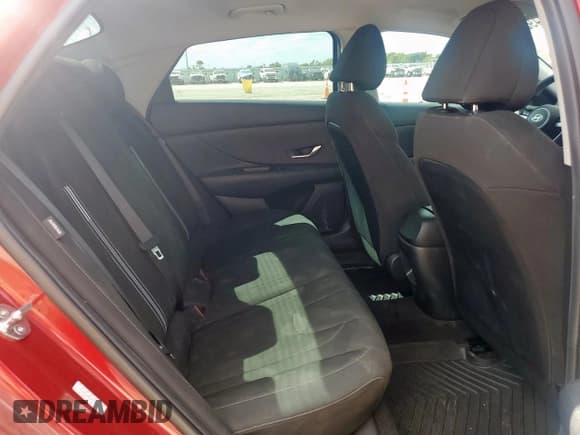 ✅ 2024 Hyundai Elantra SEL • VIN: KMHLM4DG2RU794341 • Lot: 85198495. Listed on Copart with 18,020 mi. Free auction sales archive from the USA and detailed vehicle history report at DreamBid. Image 10.