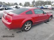 ✅ 2008 Ford Mustang Deluxe • VIN: 1ZVHT80N885108401 • Lot: 43030557. Wystawiony na IAAI z przebiegiem 95 376 mil. Bezpłatny archiwum sprzedaży aukcyjnych z USA i szczegółowy raport historii pojazdu na DreamBid. Zdjęcie 4.