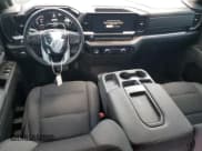 ✅ 2023 GMC Sierra 1500 SLE • VIN: 1GTUUBED6PZ181172 • Лот: 91399105. Опубликован ранее на Copart с пробегом 56 212 миль. Бесплатный доступ к архиву аукционных продаж из США и подробный отчёт об истории автомобиля на DreamBid. Изображение 8.