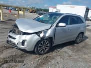 ✅ 2014 Kia Sorento SX Limited • VIN: 5XYKW4A79EG452038 • Лот: 42987073. Опубликован ранее на IAAI с пробегом Не указан. Бесплатный доступ к архиву аукционных продаж из США и подробный отчёт об истории автомобиля на DreamBid. Изображение 2.