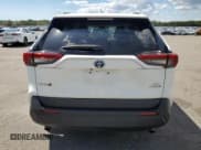 ✅ 2022 Toyota RAV4 Hybrid LE • VIN: 4T3LWRFV9NU070957 • Lot: 70005855. Wystawiony na Copart z przebiegiem 34 942 mil. Bezpłatny archiwum sprzedaży aukcyjnych z USA i szczegółowy raport historii pojazdu na DreamBid. Zdjęcie 6.