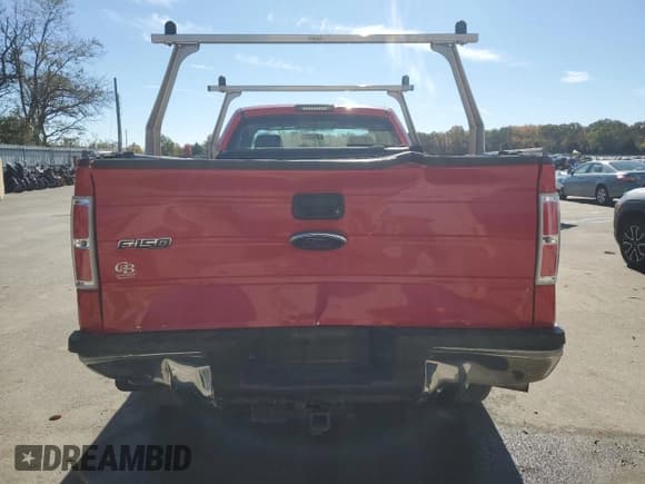 ✅ 2010 Ford F-150 XL • VIN: 1FTMF1EW0AKC34647 • Lot: 87439115. Wystawiony na Copart z przebiegiem 82 389 mil. Bezpłatny archiwum sprzedaży aukcyjnych z USA i szczegółowy raport historii pojazdu na DreamBid. Zdjęcie 6.