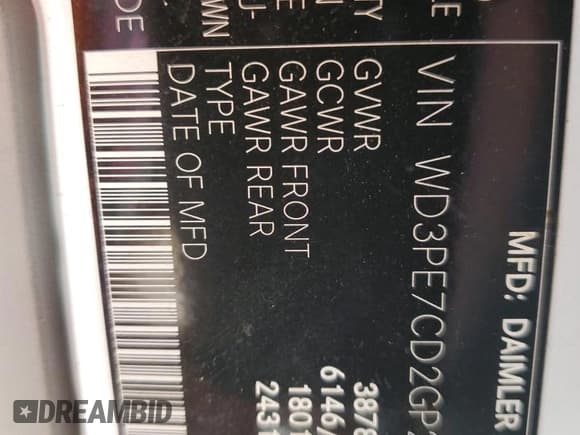 ✅ 2016 Mercedes-Benz Sprinter Cargo • VIN: WD3PE7CD2GP242078 • Lot: 80374265. Wystawiony na Copart z przebiegiem Nie podano. Bezpłatny archiwum sprzedaży aukcyjnych z USA i szczegółowy raport historii pojazdu na DreamBid. Zdjęcie 14.