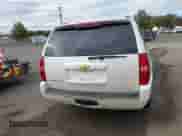 2013 Chevrolet Suburban LTZ с VIN 1GNSKKE78DR162861, выставлен на аукционе IAAI как лот 43446053 с пробегом 242 150 миль миль и . История ставок и продаж доступна на DreamBid. Изображение 16.