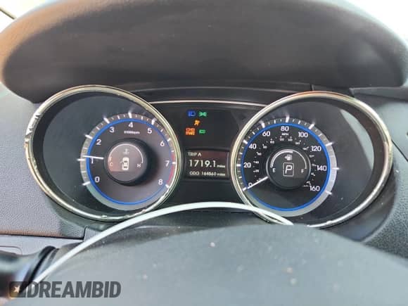 2011 Hyundai Sonata GLS z VIN 5NPEB4AC6BH256679, wystawiony jako Copart lot #84436395 z przebiegiem 164 560 mil mil oraz Szkoda całkowita • Salvage title. Historia ofert i sprzedaży dostępna na DreamBid. Obrazek 9.