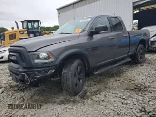 2019 Ram 1500 Warlock z VIN 1C6RR7GTXKS705988, wystawiony jako Copart lot #62641885 z przebiegiem 125 672 mil mil oraz Szkoda całkowita • Salvage title. Historia ofert i sprzedaży dostępna na DreamBid. Obrazek 1.
