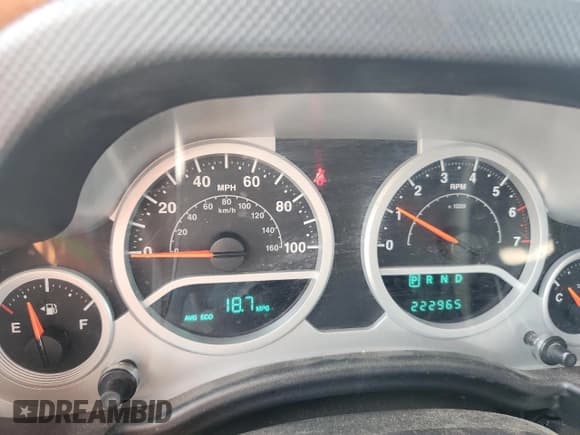 ✅ 2010 Jeep Wrangler Unlimited Sport • VIN: 1J4BA3H1XAL102775 • Лот: 80246135. Опубликован ранее на Copart с пробегом 222 965 миль. Бесплатный доступ к архиву аукционных продаж из США и подробный отчёт об истории автомобиля на DreamBid. Изображение 9.