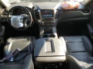 ✅ 2017 Chevrolet Suburban LT • VIN: 1GNSCHKC0HR158097 • Lot: 84901945. Listed on Copart with 123,331 mi. Free auction sales archive from the USA and detailed vehicle history report at DreamBid. Image 8.