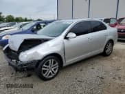 ✅ 2005 Volkswagen Jetta 2.5L • VIN: 3VWDG71K55M621953 • Lot: 55621375. Listed on Copart with 148,330 mi. Free auction sales archive from the USA and detailed vehicle history report at DreamBid. Image 1.