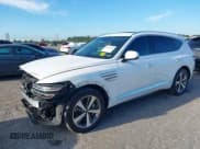 ✅ 2023 Genesis GV80 • VIN: KMUHCESCXPU106714 • Lot: 41899438. Wystawiony na IAAI z przebiegiem 35 750 mil. Bezpłatny archiwum sprzedaży aukcyjnych z USA i szczegółowy raport historii pojazdu na DreamBid. Zdjęcie 2.