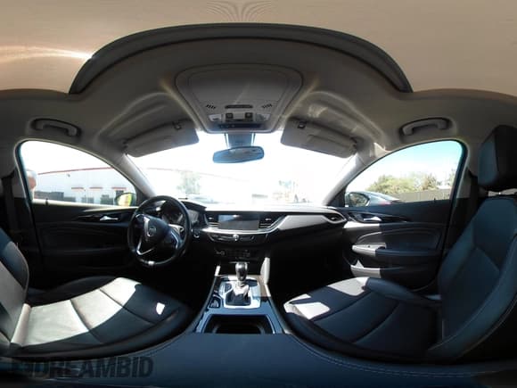 ✅ 2019 Buick Regal Essence • VIN: W04GV8SX9K1011157 • Lot: 42784860. Wystawiony na IAAI z przebiegiem 77 725 mil. Bezpłatny archiwum sprzedaży aukcyjnych z USA i szczegółowy raport historii pojazdu na DreamBid. Zdjęcie 19.