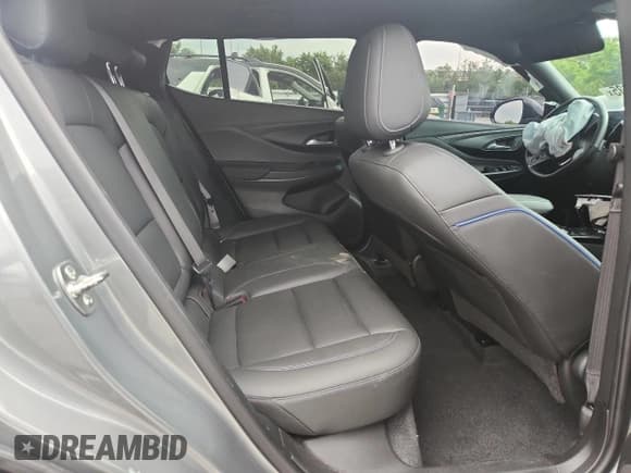 ✅ 2024 Buick Envista Sport Touring • VIN: KL47LBE25RB154159 • Lot: 81663935. Listed on Copart with 17,423 mi. Free auction sales archive from the USA and detailed vehicle history report at DreamBid. Image 10.