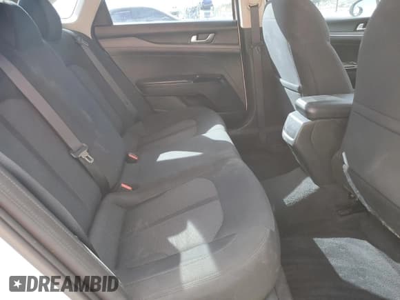 ✅ 2021 Kia K5 LX • VIN: 5XXG24J2XMG014265 • Lot: 84567365. Wystawiony na Copart z przebiegiem 125 872 mil. Bezpłatny archiwum sprzedaży aukcyjnych z USA i szczegółowy raport historii pojazdu na DreamBid. Zdjęcie 10.