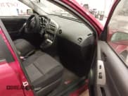 ✅ 2005 Pontiac Vibe • VIN: 5Y2SM63865Z450434 • Lot: 43877190. Wystawiony na IAAI z przebiegiem 74 790 mil. Bezpłatny archiwum sprzedaży aukcyjnych z USA i szczegółowy raport historii pojazdu na DreamBid. Zdjęcie 5.