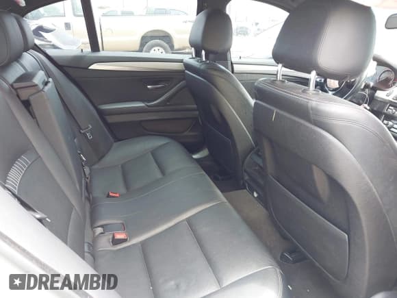 ✅ 2014 BMW 5 Series 535i • VIN: WBA5B1C51ED481211 • Lot: 42649588. Listed on IAAI with 97,920 mi. Free auction sales archive from the USA and detailed vehicle history report at DreamBid. Image 8.