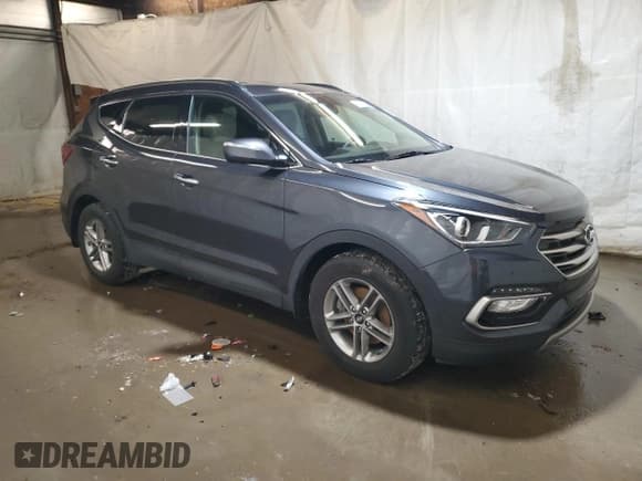 ✅ 2018 Hyundai Santa Fe 2.4L • VIN: 5XYZUDLB9JG524002 • Лот: 50347284. Опубликован ранее на Copart с пробегом 43 140 миль. Бесплатный доступ к архиву аукционных продаж из США и подробный отчёт об истории автомобиля на DreamBid. Изображение 4.