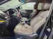 2016 Hyundai Santa Fe Limited z VIN KM8SRDHF9GU141064, wystawiony jako Copart lot #90247635 z przebiegiem 142 441 mil mil oraz Czysty tytuł • Clean title. Historia ofert i sprzedaży dostępna na DreamBid. Obrazek 7.