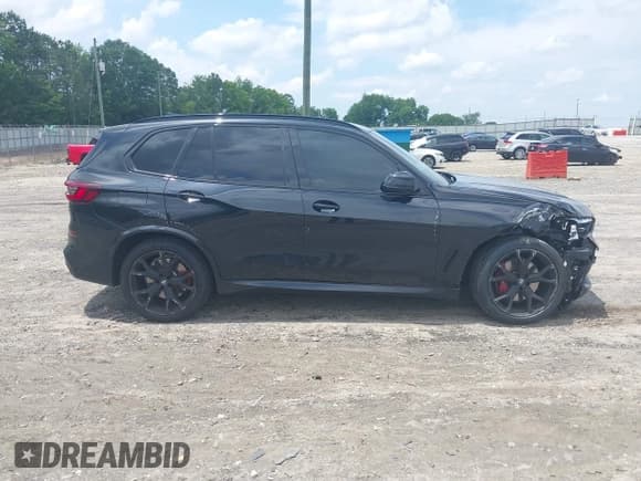 ✅ 2021 BMW X5 sDrive40i • VIN: 5UXCR4C0XM9H21452 • Lot: 42482616. Listed on IAAI with 39,264 mi. Free auction sales archive from the USA and detailed vehicle history report at DreamBid. Image 13.