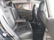 ✅ 2022 Tesla Model 3 Performance • VIN: 5YJ3E1EC6NF233462 • Lot: 43332910. Wystawiony na IAAI z przebiegiem 72 045 mil. Bezpłatny archiwum sprzedaży aukcyjnych z USA i szczegółowy raport historii pojazdu na DreamBid. Zdjęcie 8.