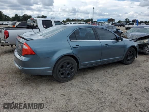 ✅ 2011 Ford Fusion SE • VIN: 3FAHP0HA2BR151992 • Lot: 83838675. Listed on Copart with 244,199 mi. Free auction sales archive from the USA and detailed vehicle history report at DreamBid. Image 3.