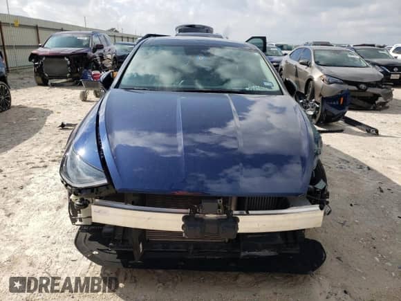 2020 Hyundai Sonata Limited с VIN 5NPEH4J21LH059622, выставлен на аукционе Copart как лот 68509622 с пробегом 17 476 миль миль и . История ставок и продаж доступна на DreamBid. Изображение 5.