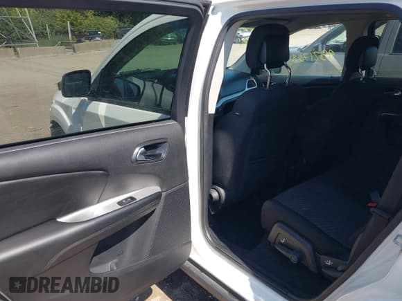 ✅ 2020 Dodge Journey SE Value • VIN: 3C4PDCAB1LT279745 • Лот: 43217085. Опубликован ранее на IAAI с пробегом 63 781 миль. Бесплатный доступ к архиву аукционных продаж из США и подробный отчёт об истории автомобиля на DreamBid. Изображение 8.