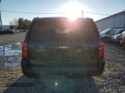 ✅ 2015 Chevrolet Suburban LT • VIN: 1GNSKJKC4FR606798 • Lot: 68689352. Wystawiony na Copart z przebiegiem 68 414 mil. Bezpłatny archiwum sprzedaży aukcyjnych z USA i szczegółowy raport historii pojazdu na DreamBid. Zdjęcie 6.