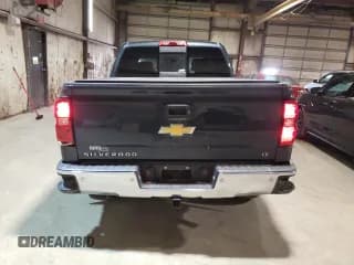 ✅ 2018 Chevrolet Silverado 1500 LT • VIN: 3GCUKRECXJG316294 • Лот: 68728364. Опубликован ранее на Copart с пробегом 107 882 миль. Бесплатный доступ к архиву аукционных продаж из США и подробный отчёт об истории автомобиля на DreamBid. Изображение 6.