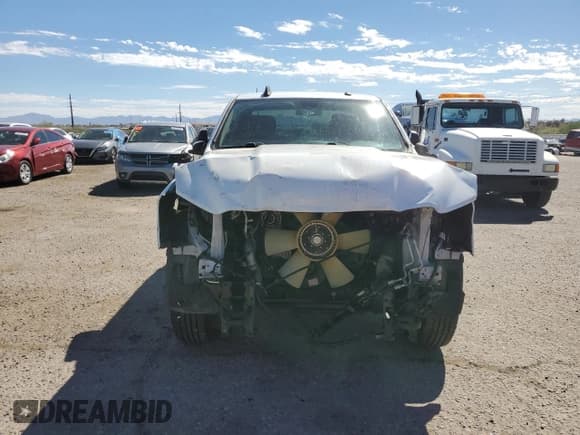 ✅ 2019 Ram 3500 • VIN: 3C63R2HL1KG681305 • Lot: 82190205. Wystawiony na Copart z przebiegiem 153 067 mil. Bezpłatny archiwum sprzedaży aukcyjnych z USA i szczegółowy raport historii pojazdu na DreamBid. Zdjęcie 5.