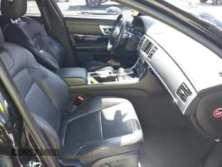 ✅ 2015 Jaguar XF Portfolio • VIN: SAJWJ0FF0F8U69281 • Lot: 43203557. Wystawiony na IAAI z przebiegiem 118 308 mil. Bezpłatny archiwum sprzedaży aukcyjnych z USA i szczegółowy raport historii pojazdu na DreamBid. Zdjęcie 5.