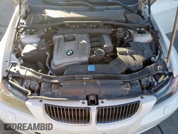 ✅ 2006 BMW 3 Series 330xi • VIN: WBAVD33586KV65951 • Lot: 91478835. Listed on Copart with 150,424 mi. Free auction sales archive from the USA and detailed vehicle history report at DreamBid. Image 11.