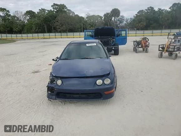 ✅ 1999 Acura Integra LS • VIN: JH4DC4359XS007985 • Lot: 89356935. Listed on Copart with 249,964 mi. Free auction sales archive from the USA and detailed vehicle history report at DreamBid. Image 11.
