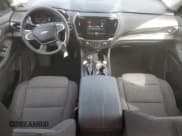 ✅ 2019 Chevrolet Traverse LS • VIN: 1GNERFKW3KJ228465 • Lot: 50274194. Wystawiony na Copart z przebiegiem 99 225 mil. Bezpłatny archiwum sprzedaży aukcyjnych z USA i szczegółowy raport historii pojazdu na DreamBid. Zdjęcie 8.