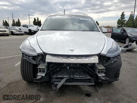✅ 2022 Tesla Model Y Performance • VIN: 7SAYGDEF8NF507274 • Lot: 84447245. Listed on Copart with Not provided. Free auction sales archive from the USA and detailed vehicle history report at DreamBid. Image 5.