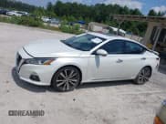 ✅ 2019 Nissan Altima Platinum • VIN: 1N4BL4FV4KC205015 • Lot: 42399281. Wystawiony na IAAI z przebiegiem 101 620 mil. Bezpłatny archiwum sprzedaży aukcyjnych z USA i szczegółowy raport historii pojazdu na DreamBid. Zdjęcie 14.