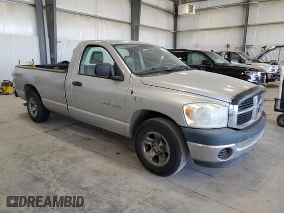 ✅ 2007 Dodge 1500 ST • VIN: 1D7HA16K37J561673 • Лот: 92272915. Опубликован ранее на Copart с пробегом 109 257 миль. Бесплатный доступ к архиву аукционных продаж из США и подробный отчёт об истории автомобиля на DreamBid. Изображение 4.